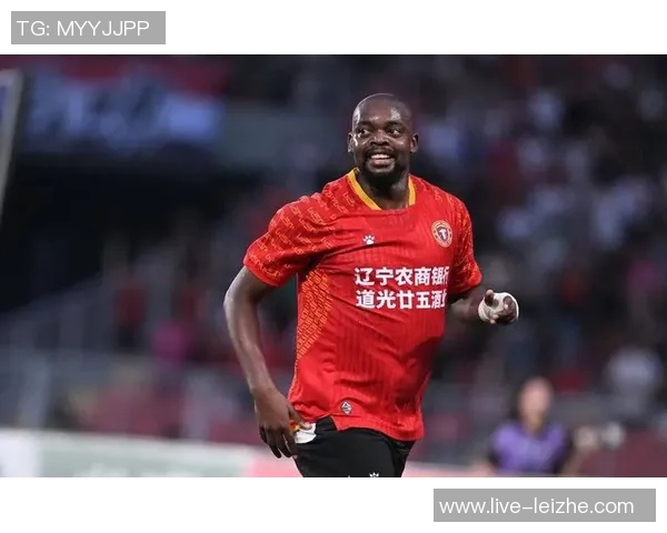 中甲联赛精彩瞬间姆本扎单刀破门助辽宁铁人领先对手